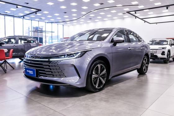 BYD KING 1.5 DM-I PHEV GS AUTOMÁTICO BYD KING 1.5 DM-I PHEV GS AUTOMÁTICO